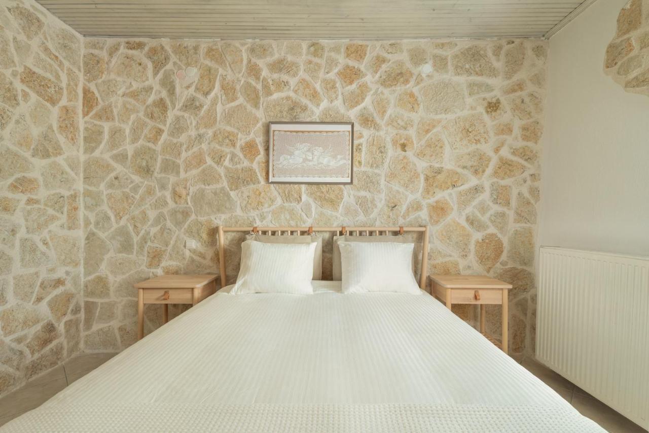 Bungalow Episkopiko Ioannina Bagian luar foto